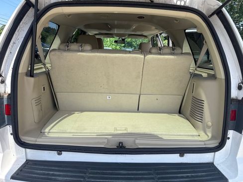 Used 2017 Lincoln Navigator Reserve AWD/4WD image 17