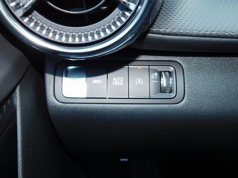 New 2026 Chevrolet Equinox LT w/ Convenience Package II image 28