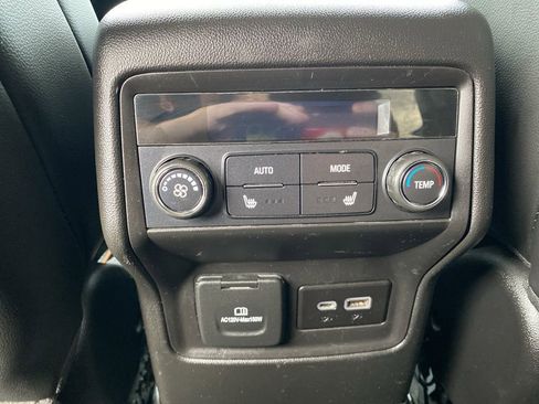 Used 2023 GMC Acadia AT4 w/ Technology Package image 33