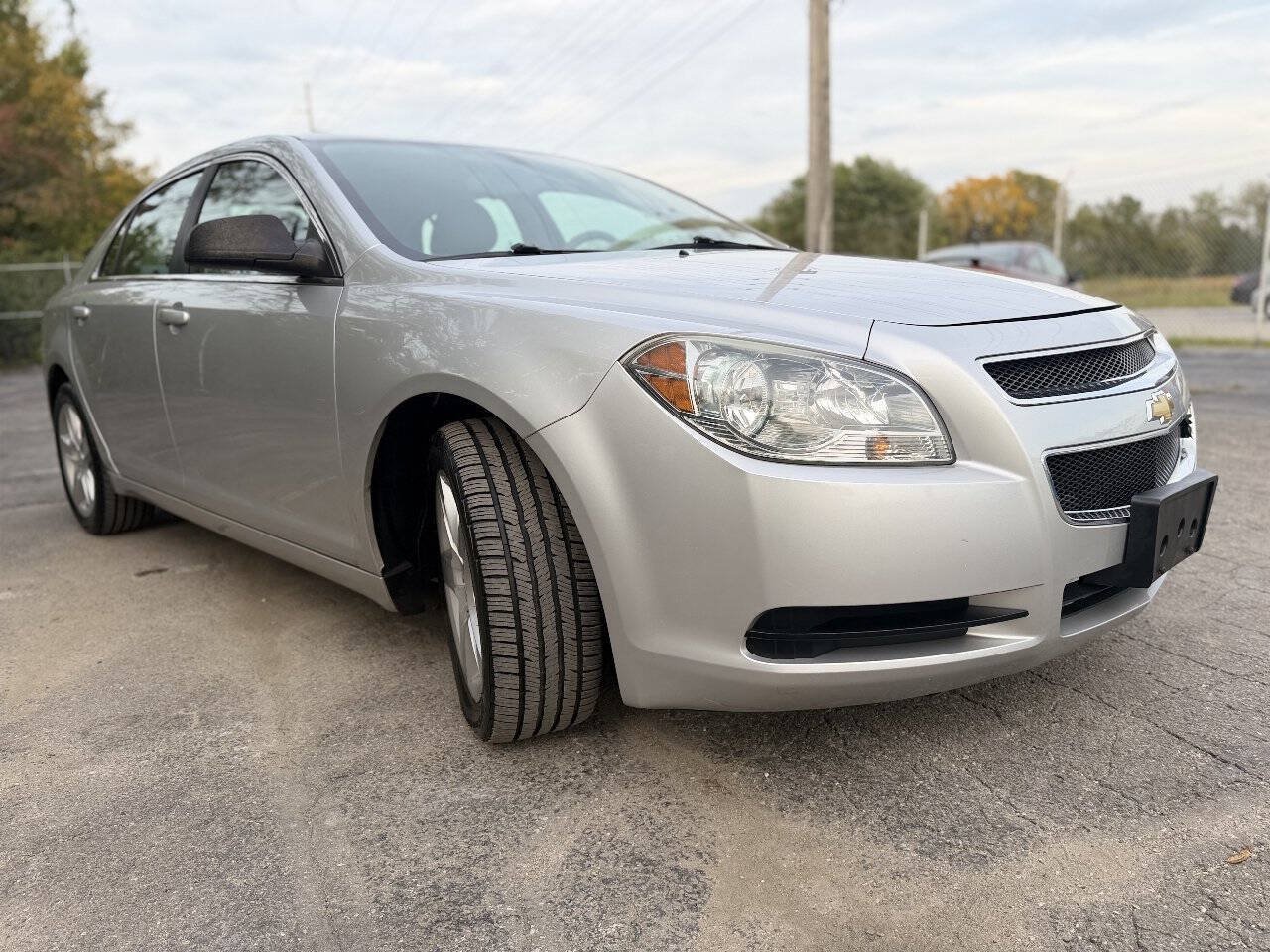 Used 2012 Chevrolet Malibu LS FWD image 7