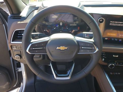 New 2026 Chevrolet Suburban High Country image 24