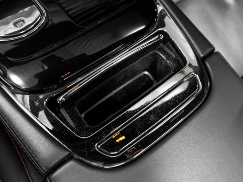 Used 2016 Jaguar XJ R image 59