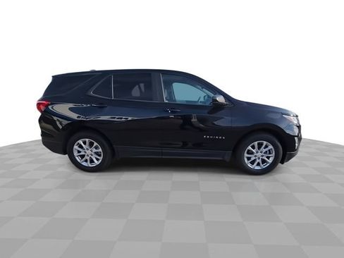 Used 2021 Chevrolet Equinox LS w/ LS Convenience Package image 9