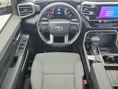 Used 2023 Toyota Tundra SR5 w/ SR5 Convenience Package RWD image 16