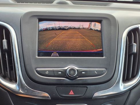 Used 2020 Chevrolet Equinox LT image 16