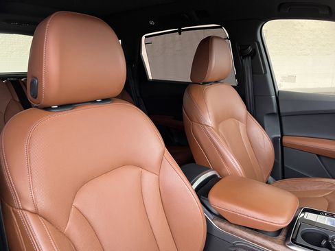 Used 2025 Audi Q7 3.0T Prestige image 35