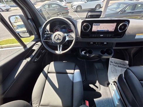 New 2025 Mercedes-Benz Sprinter 2500 image 6