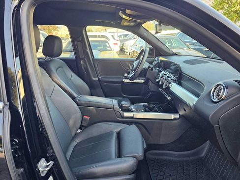 Certified 2023 Mercedes-Benz GLB 250 image 10