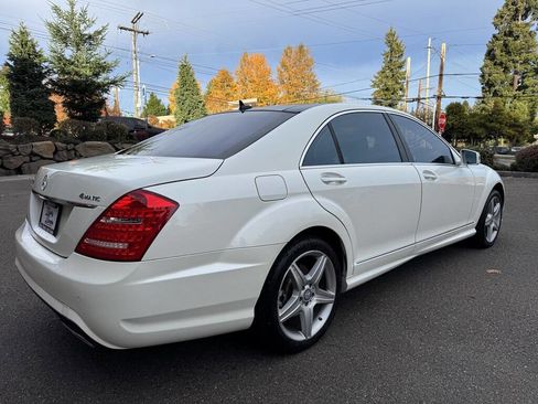 Used 2010 Mercedes-Benz S 550 4MATIC image 6