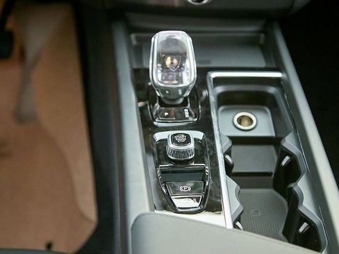 New 2026 Volvo XC60 T8 Plus w/ Protection Package Premier image 28