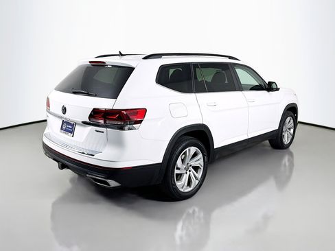 Certified 2023 Volkswagen Atlas SE w/ Panoramic Sunroof Package image 9