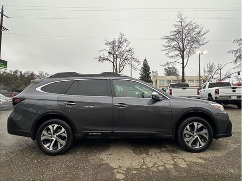 Used 2021 Subaru Outback Touring XT image 9