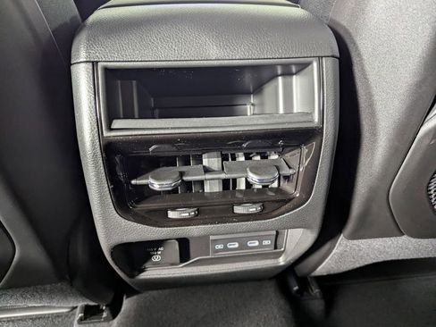 New 2026 Jeep Grand Cherokee Altitude RWD image 21