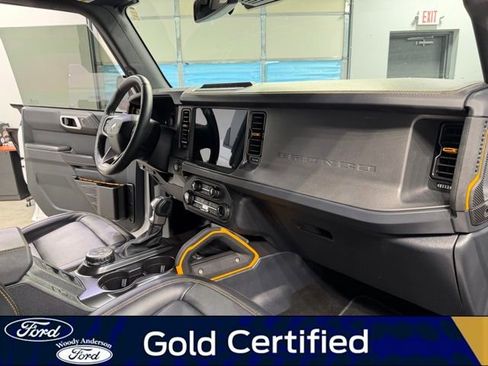 Certified 2024 Ford Bronco Badlands image 28