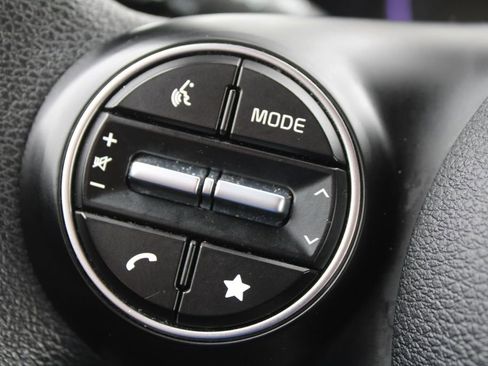 Certified 2023 Kia Soul LX w/ LX Technology Package image 25