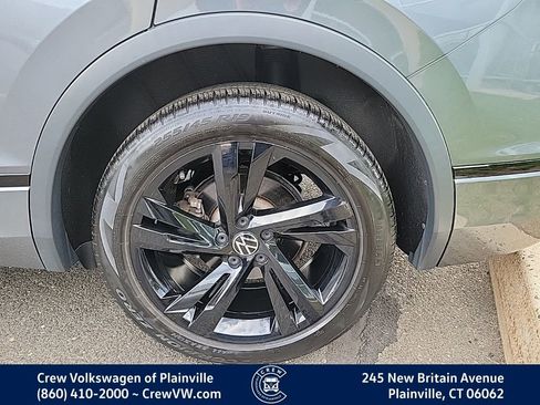 Used 2023 Volkswagen Tiguan SE R-Line FWD image 18