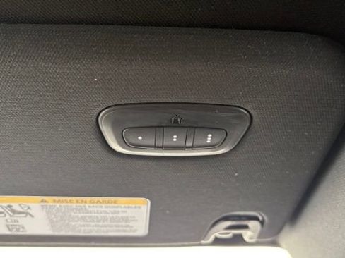 Used 2023 RAM 1500 Laramie AWD/4WD image 43