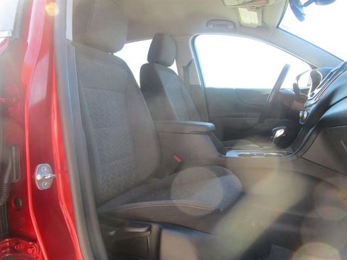 Used 2022 Chevrolet Equinox LT image 33