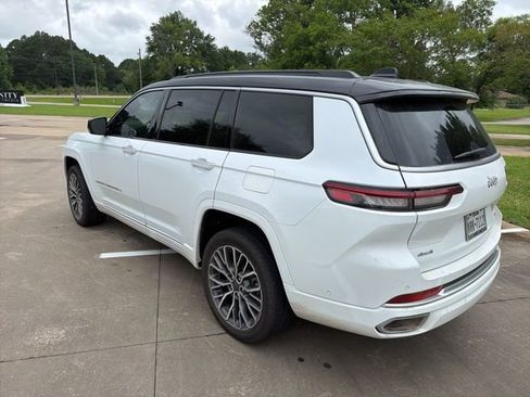 Used 2025 Jeep Grand Cherokee L Summit AWD/4WD image 4