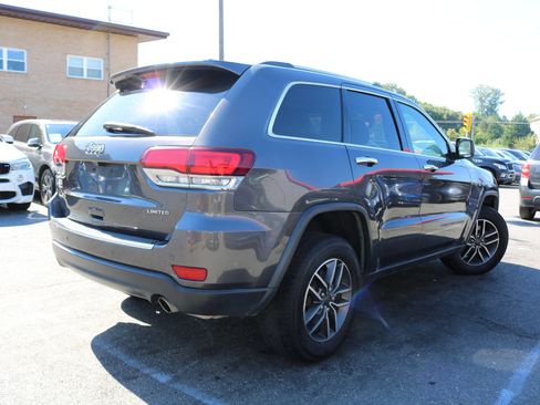 Used 2021 Jeep Grand Cherokee Limited w/ Luxury Group II image 2