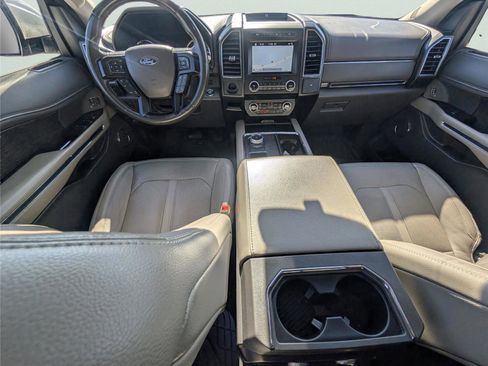 Used 2019 Ford Expedition Limited w/ Equipment Group 301A image 27