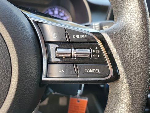 Used 2019 Kia Forte LXS image 14