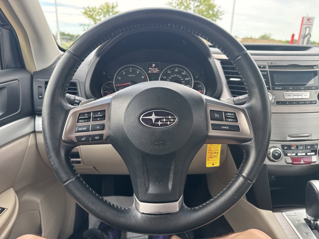 Used 2013 Subaru Legacy 2.5i Premium w/ All-Weather Pkg AWD/4WD image 11