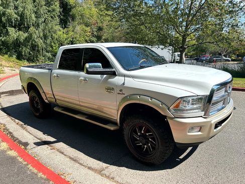 Used 2013 RAM 2500 Longhorn image 3