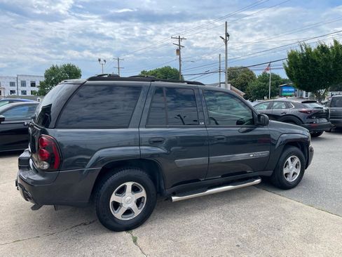 Used 2004 Chevrolet TrailBlazer LS w/ LS Preferred Equipment Group AWD/4WD image 12