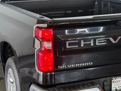 Used 2020 Chevrolet Silverado 1500 LT image 7