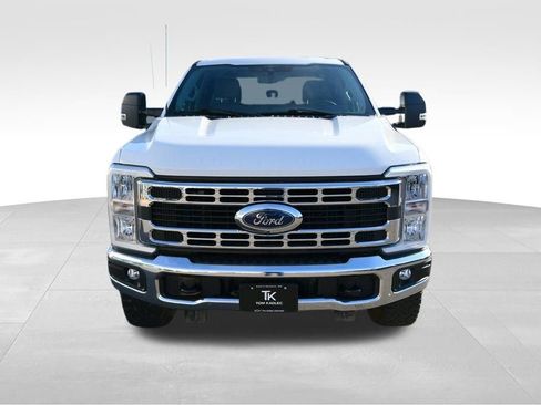 Used 2023 Ford F350 XLT w/ 360-Degree Camera Package AWD/4WD image 19