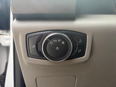 Used 2021 Ford F250 XL w/ Power Equipment Group RWD image 21