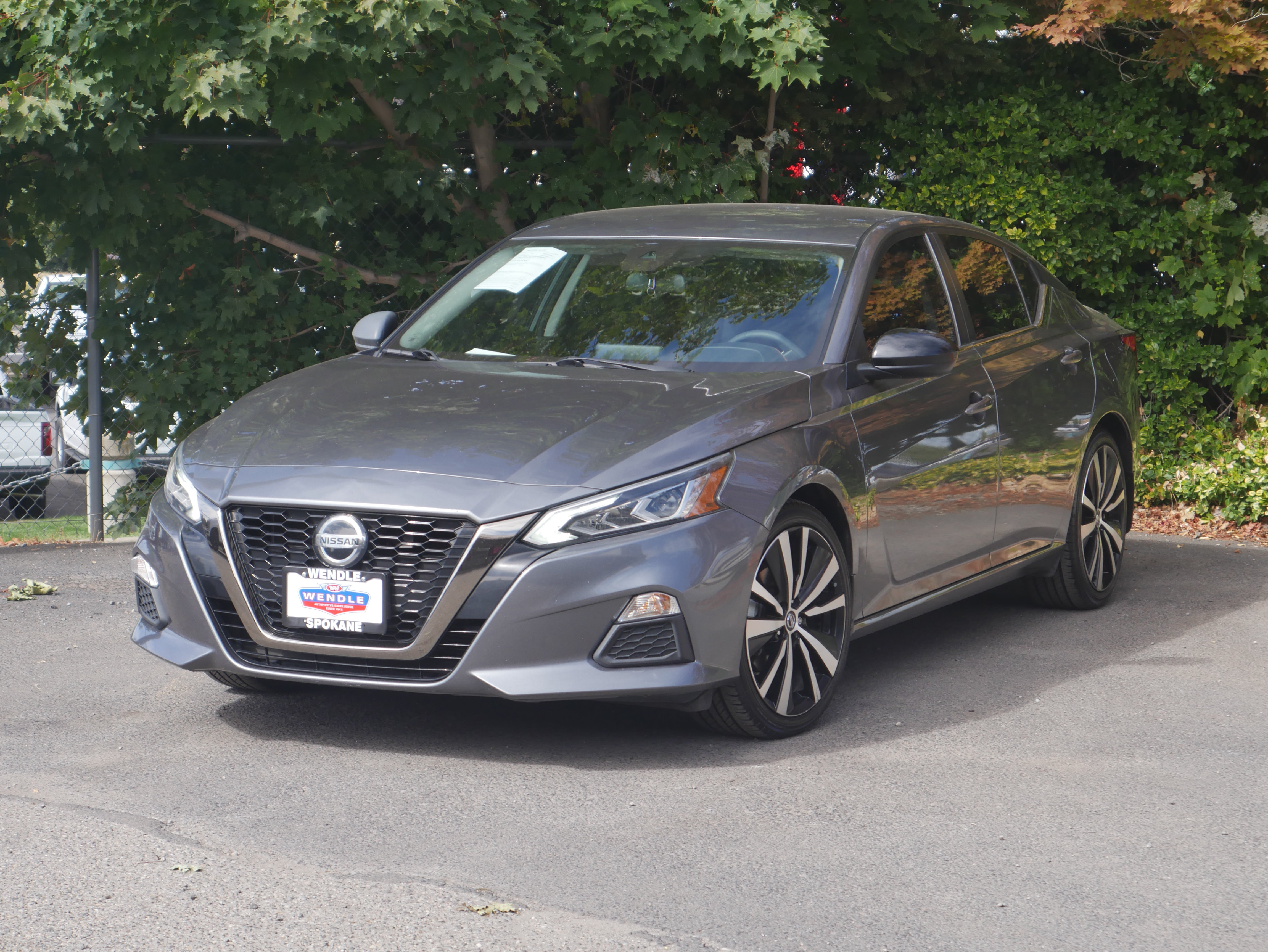 Certified 2022 Nissan Altima 2.5 SR FWD image 2