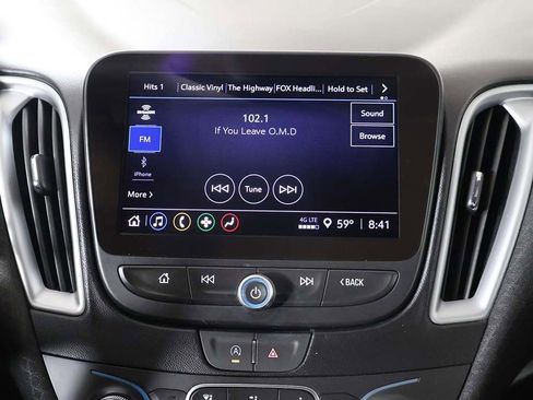 Used 2023 Chevrolet Malibu LT FWD image 40