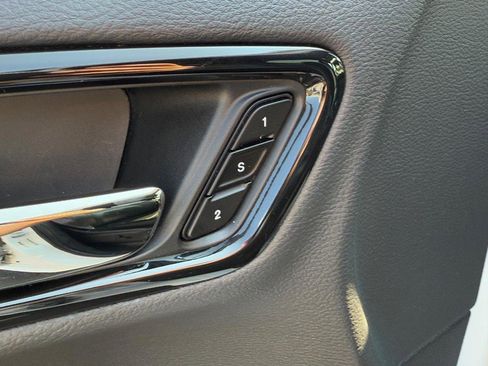 Used 2024 Dodge Durango GT image 16