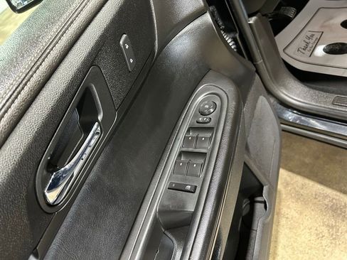 Used 2014 Chevrolet Traverse LT w/ All-Star Edition FWD image 15