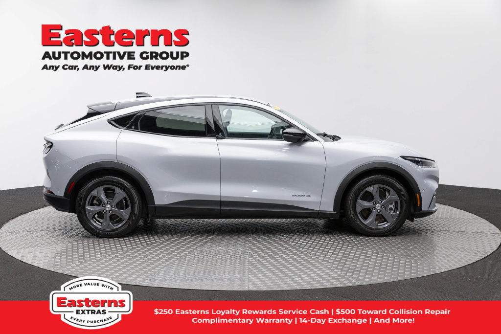 Used 2023 Ford Mustang Mach-E Select w/ Comfort Package Lite AWD/4WD image 4