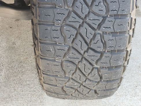 Certified 2024 GMC Sierra 1500 AT4 w/ Technology Package image 11