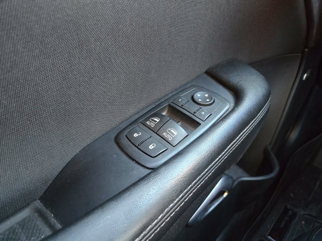 Used 2016 Dodge Challenger R/T w/ Sound Group RWD image 18