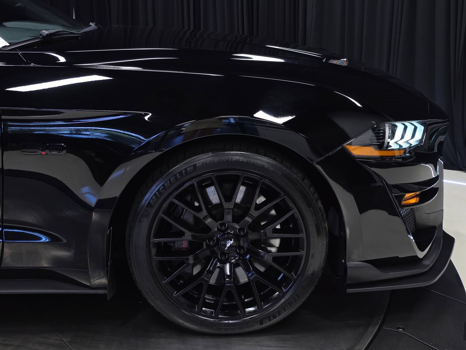Used 2018 Ford Mustang GT Premium w/ GT Performance Package RWD image 42