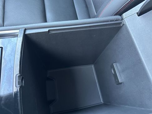 Used 2024 Chevrolet Traverse RS image 77