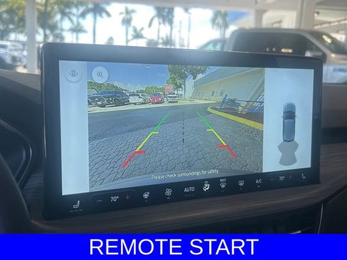 Used 2025 Ford Escape Platinum w/ Class II Trailer Tow Package image 12