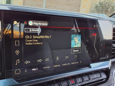 New 2026 GMC Sierra 1500 SLT image 6