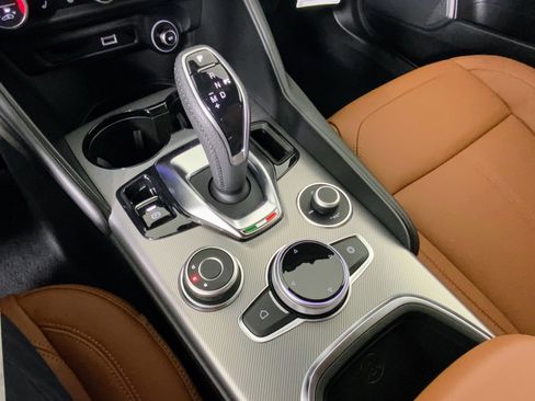 New 2024 Alfa Romeo Giulia Ti image 21