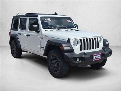 Used 2024 Jeep Wrangler Unlimited Sport AWD/4WD image 3