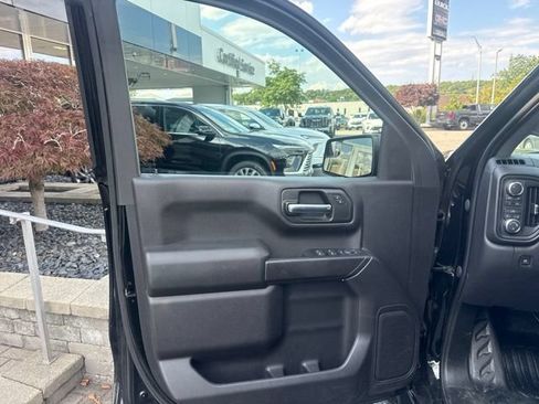 Used 2023 GMC Sierra 1500 Pro w/ Pro Value Package AWD/4WD image 11
