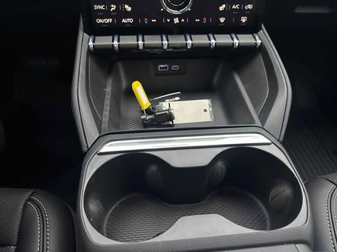 New 2026 GMC Terrain Elevation w/ Elevation Premium Package image 23