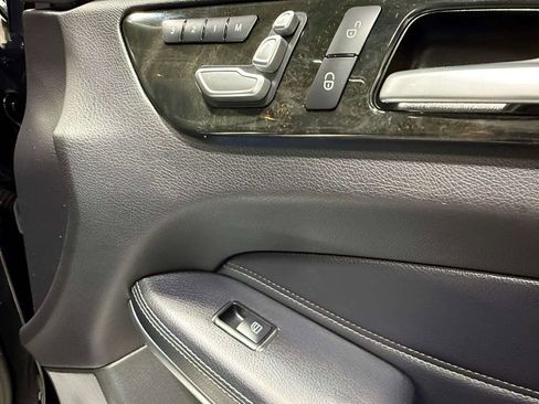 Used 2018 Mercedes-Benz GLS 550 4MATIC image 13