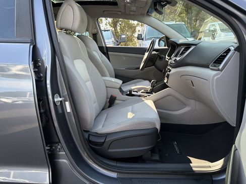 Used 2018 Hyundai Tucson Value w/ Cargo Package FWD image 35