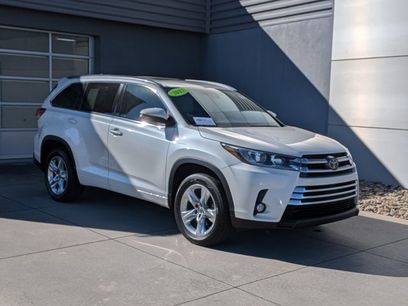 Used 2017 Toyota Highlander Limited